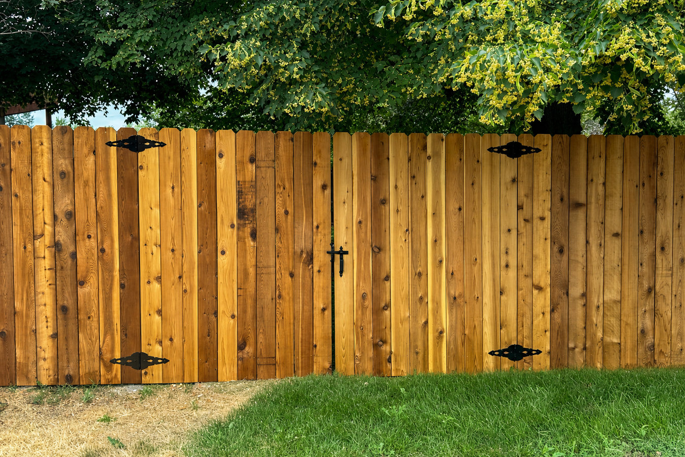 Privacy fence installation